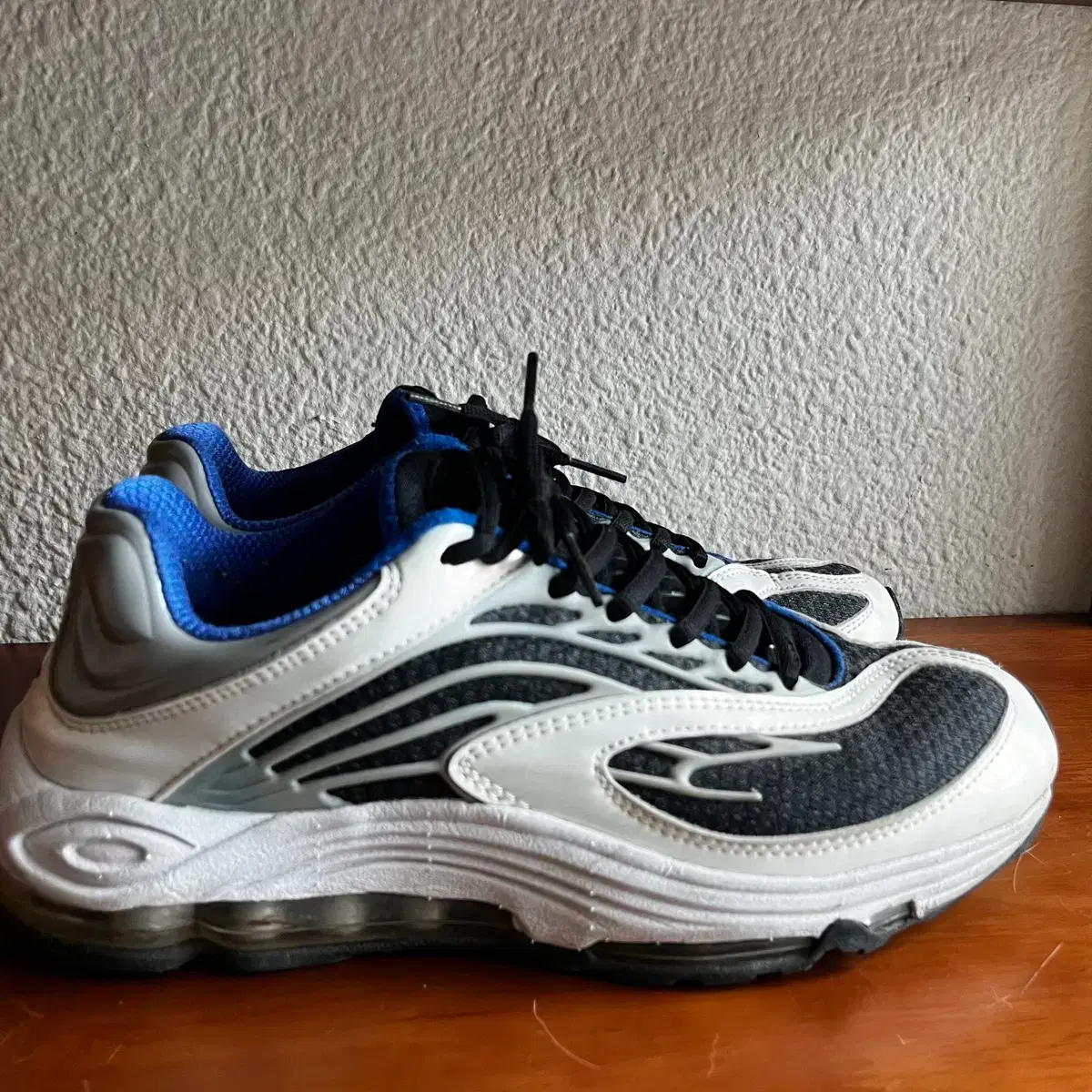 thumbnail-0